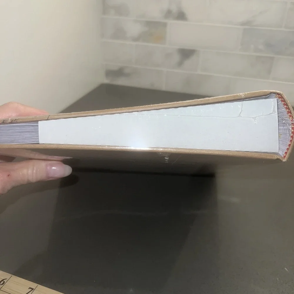 NEW Scrapbook Memory Album TRAVELS Pre Ready to Fill Holds 200 Photos